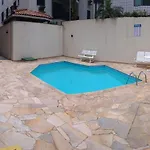 Apartamento na Praia do Guarujá